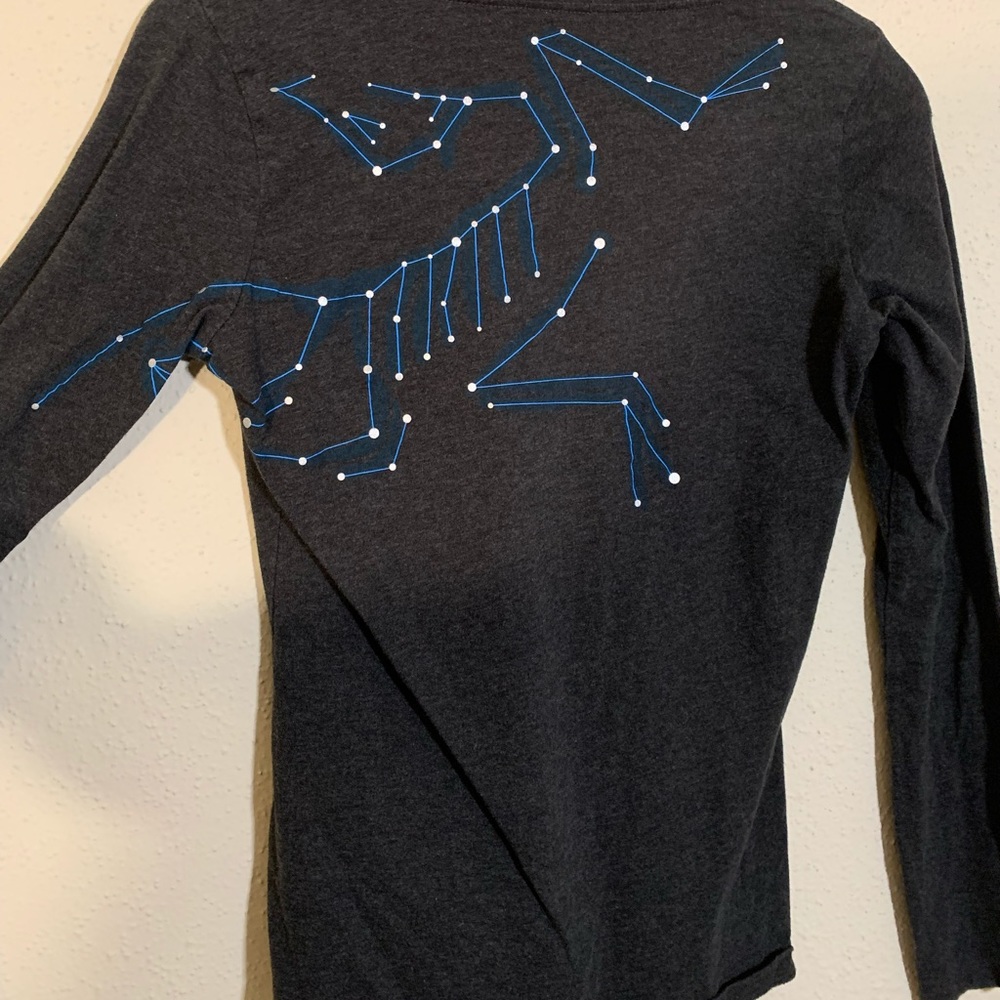 Arc’teryx Starbird long sleeve v neck